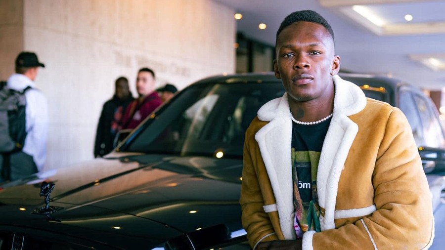 Israel Adesanya brutalnom objavom pokušao isprovocirati Jona Jonesa!
