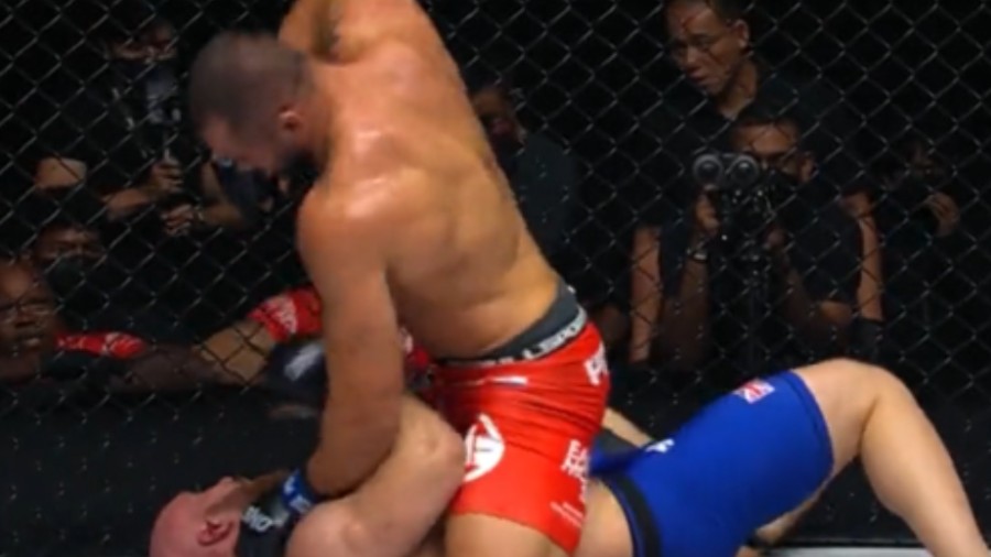 ONE Championship: Martin Batur preživio težak 'knockdown' pa brutalno završio protivnika!