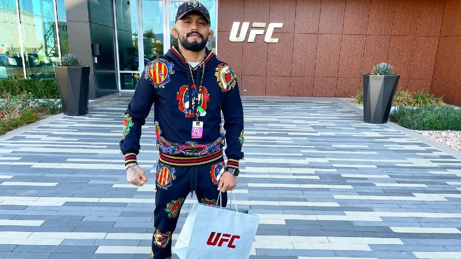Deiveson Figueiredo izrazio svoje nezadovoljstvo: "Titula je moja, ne znam zašto UFC uvodi ovaj 'plastični' pojas!"