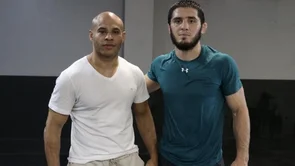 Abdelaziz: "Makhachev je već sada u TOP 5 'P4P boraca, a Hooker je prihvatio meč samo zbog novca."