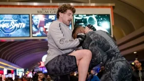 UFC 235 otvoreni treninzi: Askren i Woodley radili zajedno, Smith razbija fokusere