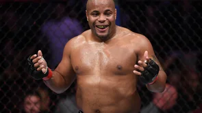 Daniel Cormier: Trebao sam se umiroviti dok sam bio na vrhu 