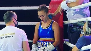 Ivana Habazin ekspresno dogovorila novu borbu: "Upravo ovdje i sada, u 3:40 ujutro, potpisujem ugovor za idući meč"
