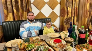 Khabib Nurmagomedov otkriva za koja se tri borca u ovoj godini "budio u noći" kako bi ispratio nihove mečeve!
