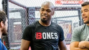 Ponovno se aktualizirala priča oko Jona Jonesa, Dana White otkriva: "Ako Ngannou duže izostane, Jones bi mogao dobiti priliku u meču za privremenu titulu!"