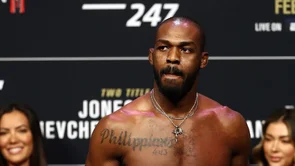 Jon Jones podrugljivo komentirao meča Ganea i Ngannoua: "Očito moram porušiti još neke rekorde!"