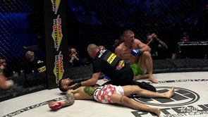 Filip Pejić teško stradao na KSW-u 64: 'Nitro' završio na kisiku nakon strašnog nokauta!