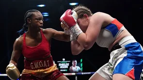 Claressa Shields dominantom predstavom još jednom obranila svjetske pojaseve!