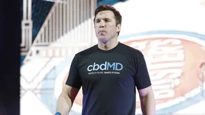 Chael Sonnen odveden u lisicama, upleo se u fizički sukob s gostima hotela!