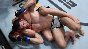 UFC on ESPN 26: Makhachev slavio gušenjem, Miesha Tate se vratila na spektakularan način!