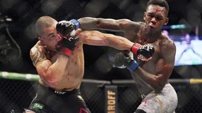 UFC Free Fight: Pogledajte kako je Adesanya nokautirao Whittakera i došao do pojasa!