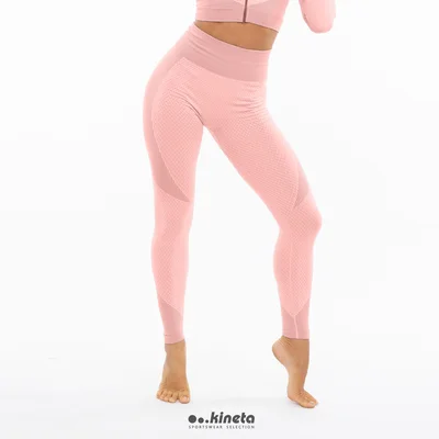 Cynthia tajice roze