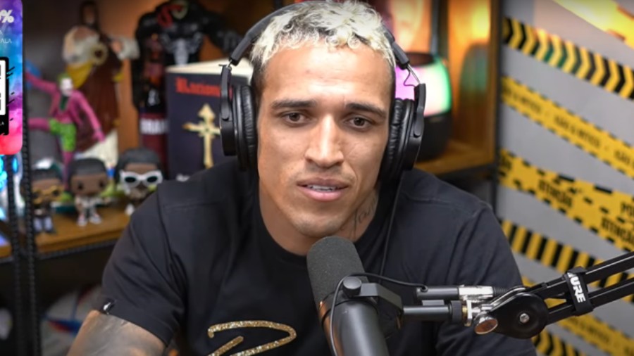 Charles Oliveira prepričao kako je njegov otac reagirao na oduzimanja pojasa: "Nazvao me u očaju, plakao je poput djeteta..."
