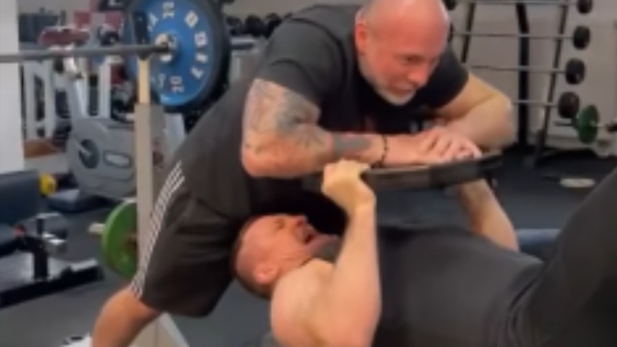 Cro Cop ne staje! Legendarni Mirko novom snimkom treninga oduševio fanove