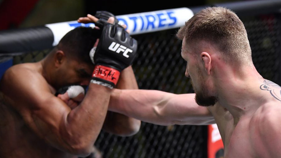 Alistair Overeem obratio se javnosti nakon poraza od Alexandra Volkova