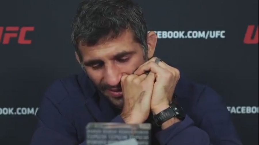 UFC-ov borac se rasplakao nakon što su mu uručili nagradu za najbolji povratak godine