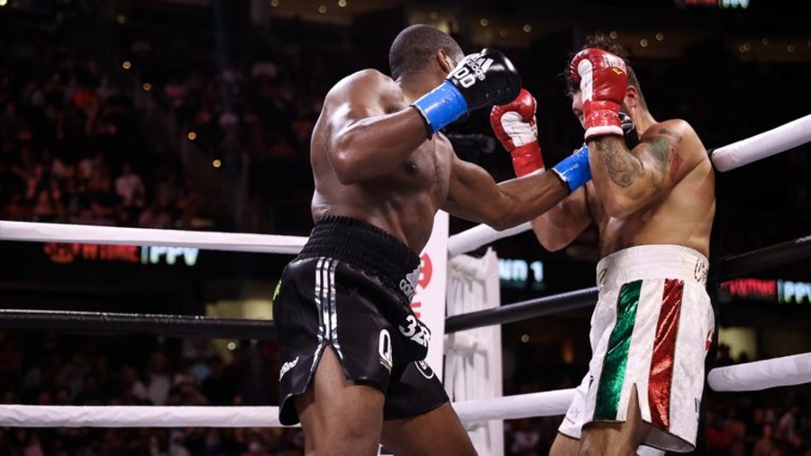 Daniel Dubois ekespresno nokautirao protivnika, Tommy Fury nakon pobjede prozvao Paula!