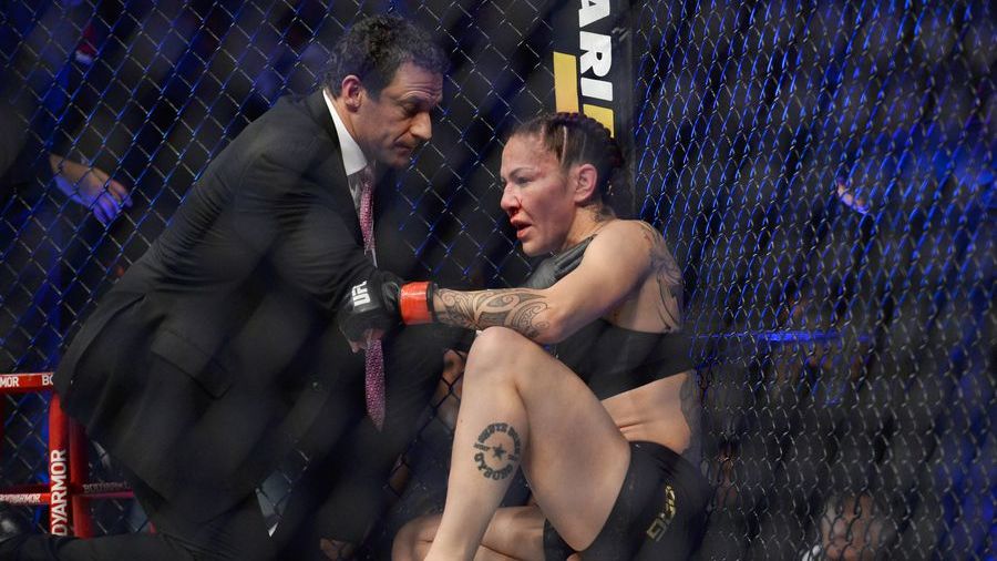 Cris Cyborg se oglasila nakon šokantnog poraza
