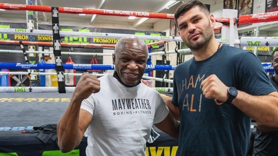 Filip Hrgović posjetio Mayweather Boxing Gym: 'El Animal' odradio trening s Mayweatherom Sr.