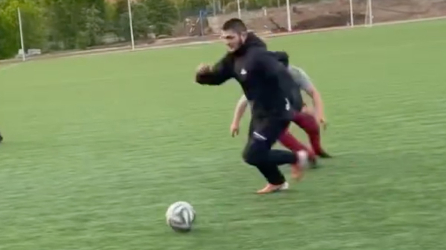 Khabib Nurmagomedov ipak nije potpisao ugovor s nogometnim klubom: Njegov menadžer je sve opovrgnuo 
