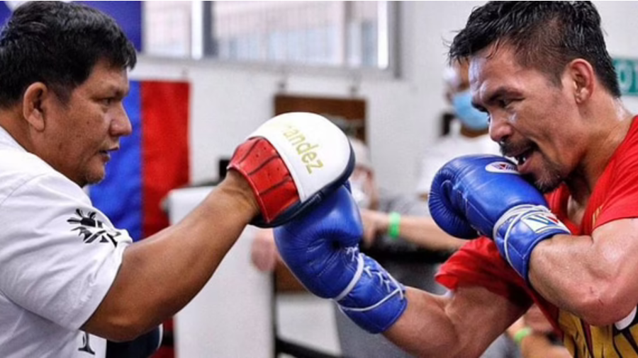 Otkazan meč Mannyja Pacquiaoa i Errola Spencea: Prvak otpao zbog ozlijede oka!