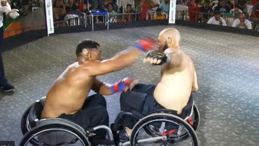 Dvojac koji pomiče granice: U Brazilu održan MMA meč u invalidskim kolicima!