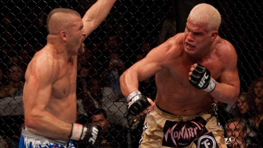 Poslastica za sve fanove: UFC izbacio kompilaciju najboljih nokauta u povijesti poluteške kategorije!